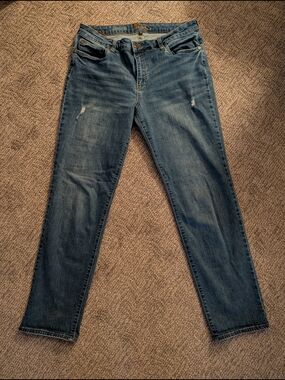 Kut from the Kloth Medium Blue Boot Cut Jeans